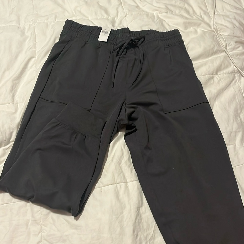NEW WITH TAG Lou & Grey XL Charcoal Luvstretch Joggers